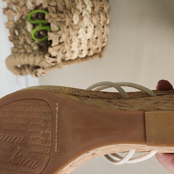 Gianni Bini White Cork Knot Sandals Size 11 - Picture 5 of 6